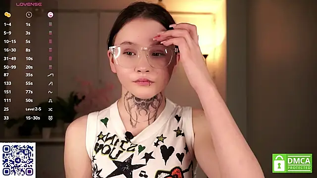 CaroleMyers online show from November 22, 2025, 6:07 pm