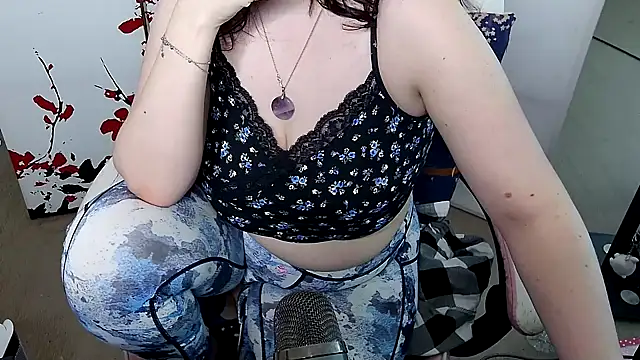 Hina-chou online show from February 6, 2026, 12:12 pm