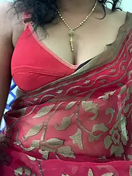 Snapshot of honeygirl6996 chatting on July 14, 2026, 8:08 am honeygirl6996 online show from July 14, 2026, 8:08 am