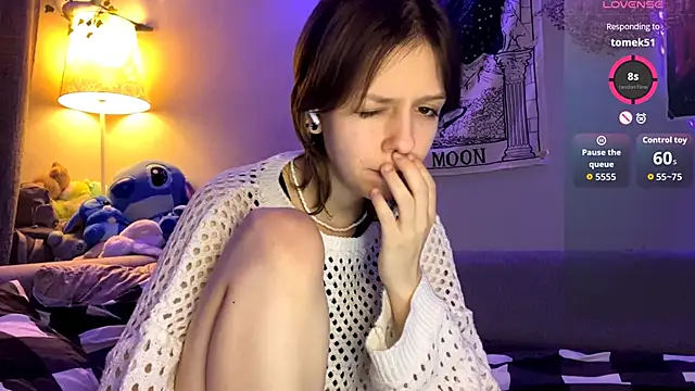 FairyLuna online show from November 28, 2025, 11:05 pm