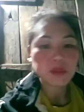 lynae-0 online show from November 27, 2025, 1:22 pm