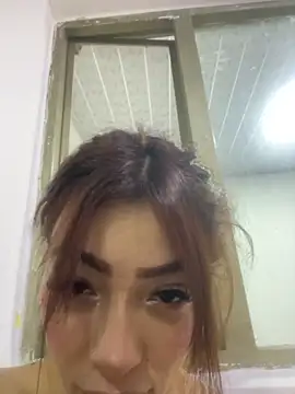 DAKOTA SAKURA online show from May 20, 2026, 1:02 am