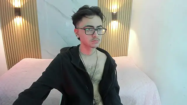 Snapshot of Im_Dayros chatting on November 25, 2025, 10:10 pm Im Dayros online show from November 25, 2025, 10:10 pm