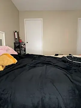 Snapshot of Kiki_hammyy chatting on February 1, 2026, 9:24 pm Kiki hammyy online show from February 1, 2026, 9:24 pm