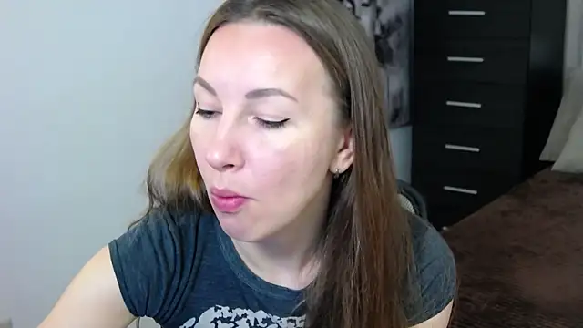 Snapshot of Brandy_Gem chatting on March 16, 2026, 7:45 am Brandy Gem online show from March 16, 2026, 7:45 am