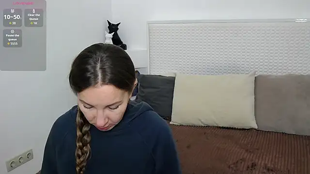 Snapshot of Brandy_Gem chatting on December 2, 2025, 7:32 am Brandy Gem online show from December 2, 2025, 7:32 am