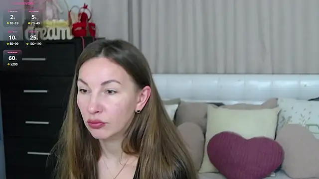 Snapshot of Brandy_Gem chatting on April 13, 2026, 6:50 am Brandy Gem online show from April 13, 2026, 6:50 am
