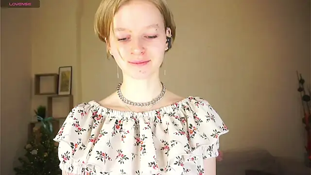 ToyaPletz online show from March 29, 2026, 4:19 pm