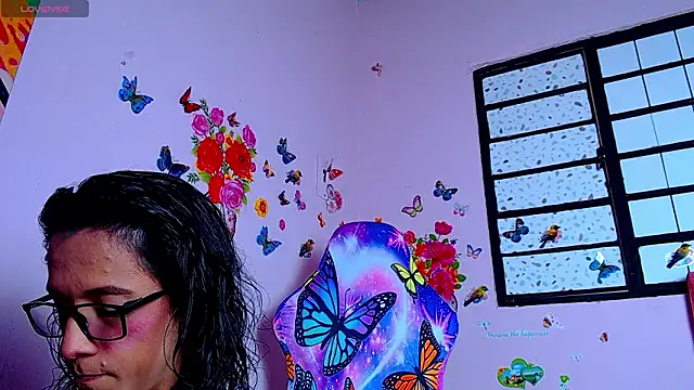 DaslyTsRoze online show from February 17, 2026, 1:14 am