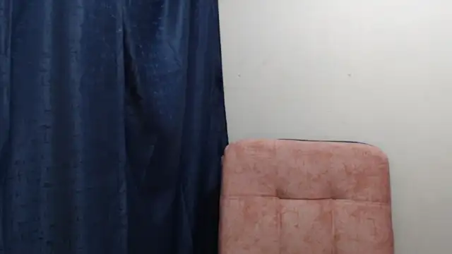 Paolahotty online show from December 21, 2025, 11:49 pm