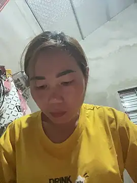 meganmeo online show from March 29, 2026, 1:46 pm