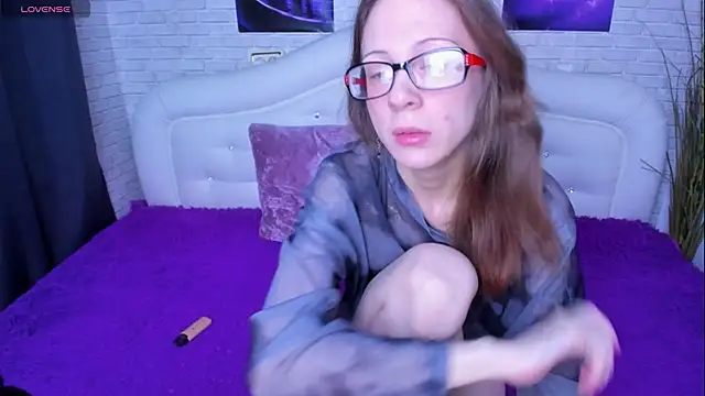 BrielleSummer4u online show from November 27, 2025, 2:23 am