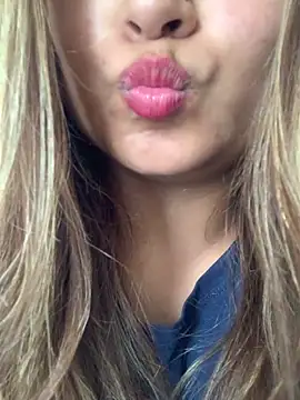 hotladki5 online show from December 14, 2025, 7:14 am