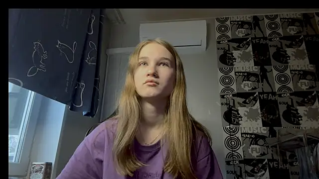 helgicuteness online show from December 17, 2025, 6:40 am