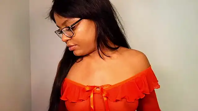 xoeewinters online show from December 19, 2025, 4:05 am