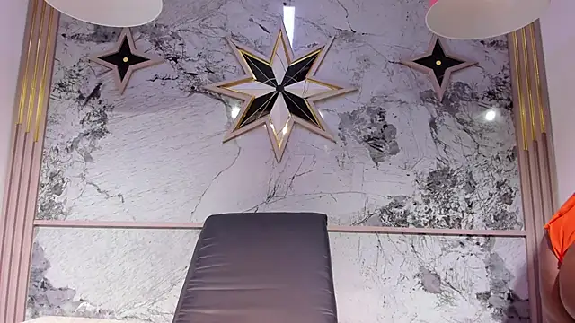 Snapshot of ZoeCollin chatting on February 2, 2026, 7:24 pm ZoeCollin online show from February 2, 2026, 7:24 pm