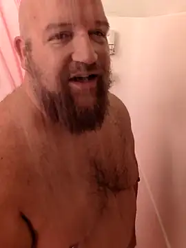 BigBearforCuddles online show from May 23, 2026, 1:04 am