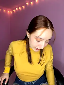 Snapshot of Davne_ chatting on November 29, 2025, 9:15 pm Davne online show from November 29, 2025, 9:15 pm