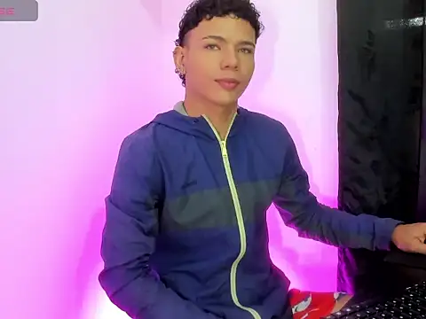 Snapshot of secret_justin7 chatting on November 29, 2025, 12:16 pm secret justin7 online show from November 29, 2025, 12:16 pm