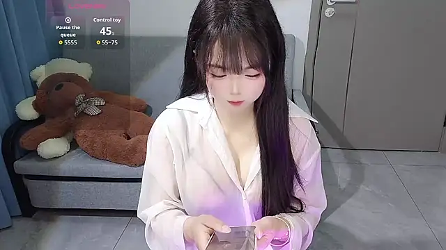 LuLu bb online show from April 3, 2026, 1:01 am