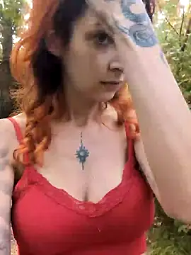 Snapshot of FreyaFucksFans chatting on July 18, 2026, 5:10 pm FreyaFucksFans online show from July 18, 2026, 5:10 pm