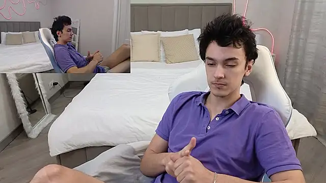 MoonlinSkinn online show from February 9, 2026, 1:03 am