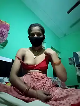 Snapshot of Uma_sain chatting on November 30, 2025, 12:28 pm Uma sain online show from November 30, 2025, 12:28 pm