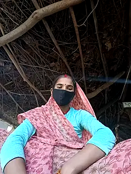 Snapshot of Uma_sain chatting on November 29, 2025, 5:18 am Uma sain online show from November 29, 2025, 5:18 am