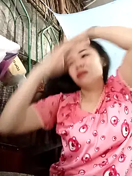 Lin-kute98 online show from February 10, 2026, 11:48 pm