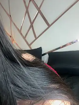 Snapshot of Celeste_Valencia_ chatting on February 26, 2026, 5:18 am Celeste Valencia online show from February 26, 2026, 5:18 am