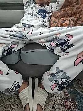 Snapshot of micai_fengbei chatting on January 11, 2026, 12:23 pm micai fengbei online show from January 11, 2026, 12:23 pm