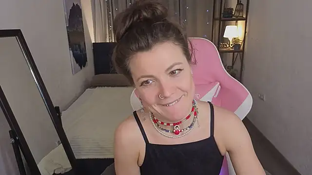 Marla Bri online show from January 11, 2026, 1:18 pm