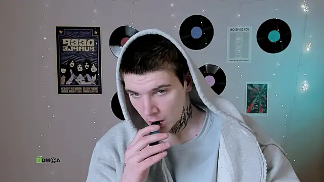 drew soft  online show from January 15, 2026, 7:39 pm