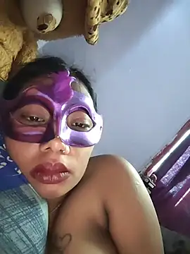 aarti03fb online show from April 17, 2026, 6:16 am