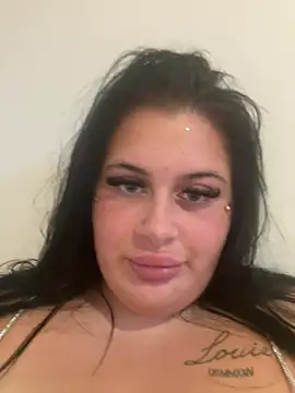 Snapshot of CurvyAyla chatting on August 9, 2026, 6:52 am CurvyAyla online show from August 9, 2026, 6:52 am