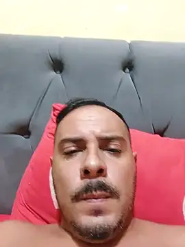 Snapshot of Fernando0014 chatting on February 25, 2026, 6:52 pm Fernando0014 online show from February 25, 2026, 6:52 pm