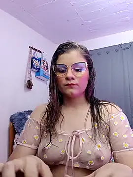 Snapshot of AmayaVale chatting on February 11, 2026, 8:52 pm AmayaVale online show from February 11, 2026, 8:52 pm