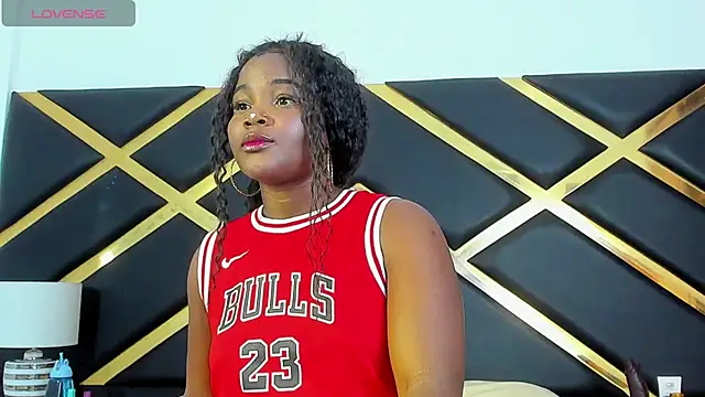 Snapshot of IrisHerrera_ chatting on December 1, 2025, 12:28 pm IrisHerrera online show from December 1, 2025, 12:28 pm