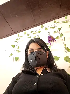Snapshot of Sexolinaa chatting on May 11, 2026, 7:32 am Sexolinaa online show from May 11, 2026, 7:32 am