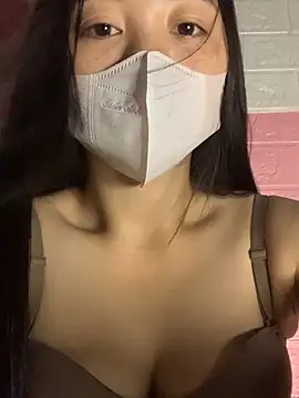 lana-kan online show from May 21, 2026, 1:47 am