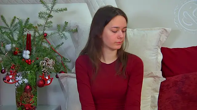 LilyLanes online show from December 17, 2025, 6:51 am