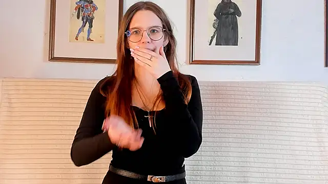 Snapshot of GennieKelso chatting on November 29, 2025, 3:34 pm GennieKelso online show from November 29, 2025, 3:34 pm