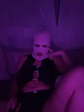 Snapshot of linaatchikita chatting on March 7, 2026, 10:59 pm linaatchikita online show from March 7, 2026, 10:59 pm