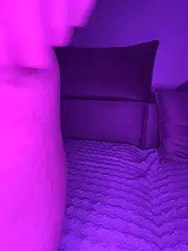 Snapshot of linaatchikita chatting on April 6, 2026, 9:05 pm linaatchikita online show from April 6, 2026, 9:05 pm