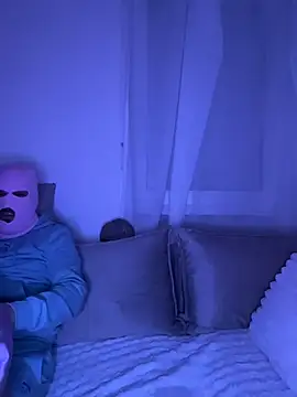 Snapshot of linaatchikita chatting on February 27, 2026, 1:28 am linaatchikita online show from February 27, 2026, 1:28 am