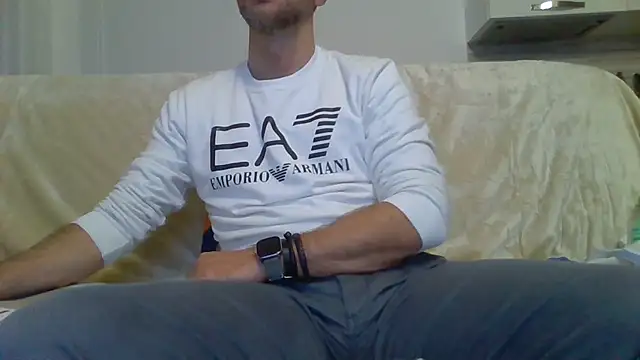 Eroshotlicker online show from January 17, 2026, 11:08 pm