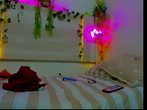 AngelSlimm online show from November 29, 2025, 5:07 am