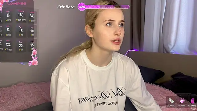 MilaElin online show from March 15, 2026, 9:38 am