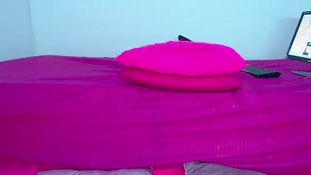 Milytylor online show from March 1, 2026, 2:11 am