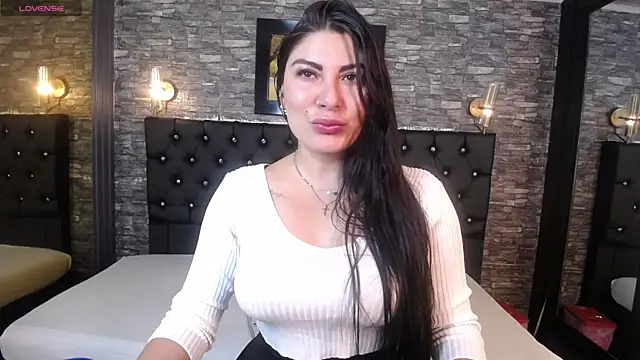   Aysha online show from November 27, 2025, 9:59 pm